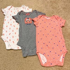 Carter's - 3pc Giraffe Onesies